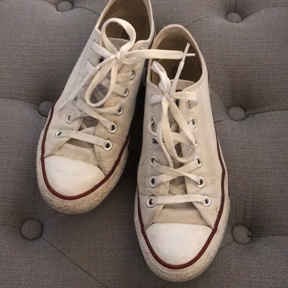 Converse Low Tops